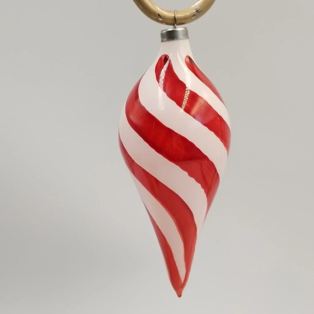 Set of 4 Handblown Glass Peppermint Swirl Teardrop Ornaments Red White Michoacan